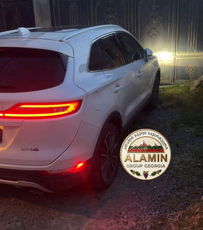 Details: Model: Lincoln MKC (SUV / Crossover) Year: 2015 Fuel Type: Petrol (Gasoline) Transmission: Automatic Condition: Super clean, fully detailed, and ready for immediate pickup. Features: Luxurious and spacious leather interior, electric seats, p